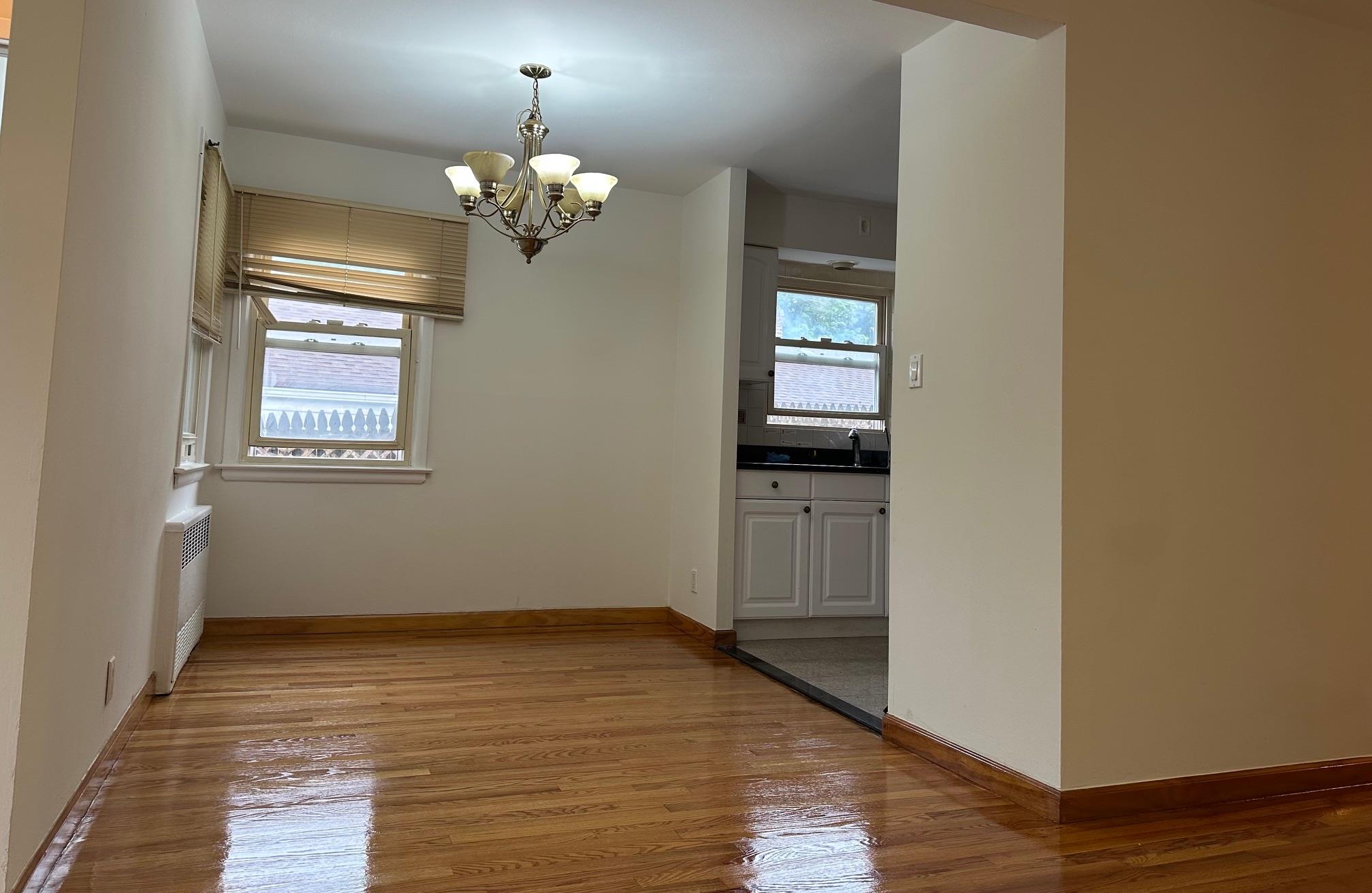 6614 254th Street Property Photo 3