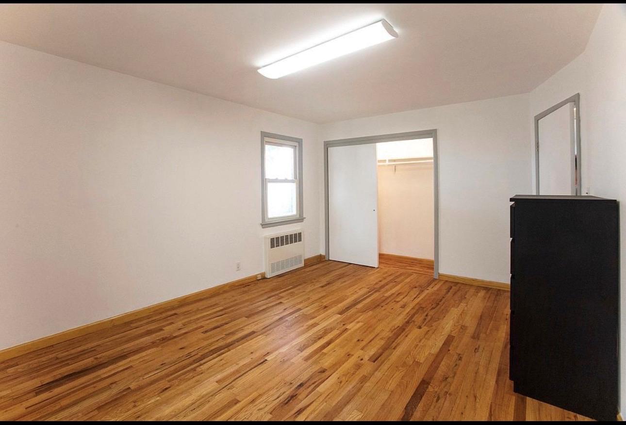 6614 254th Street Property Photo 4