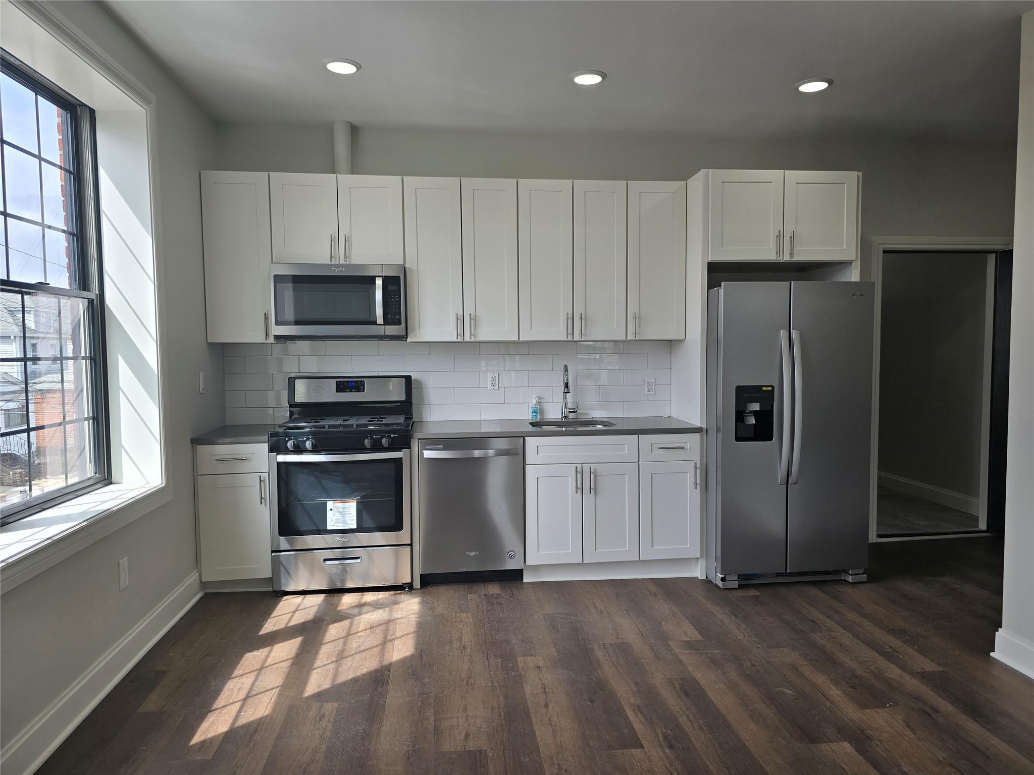 246-01 Jamaica Avenue 2a Property Photo