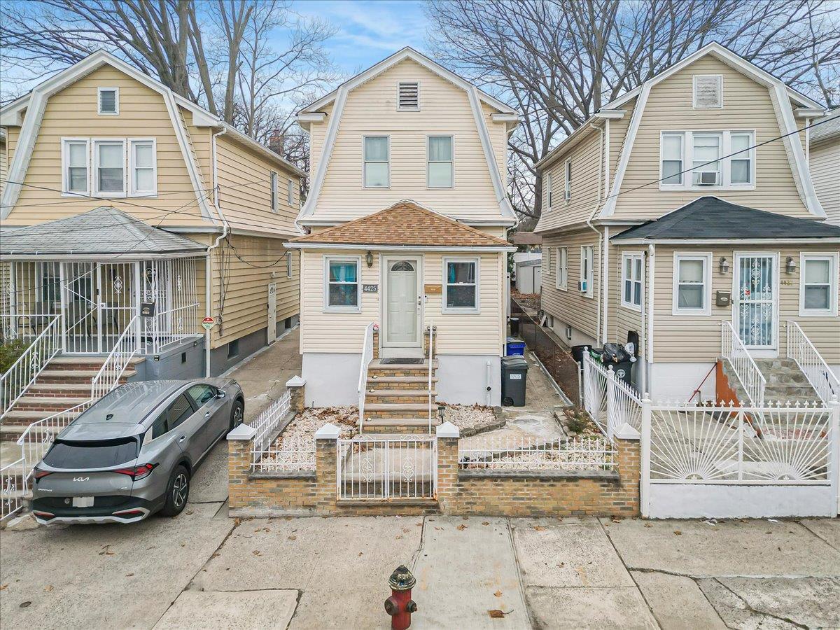 4425 Edson Avenue Property Photo