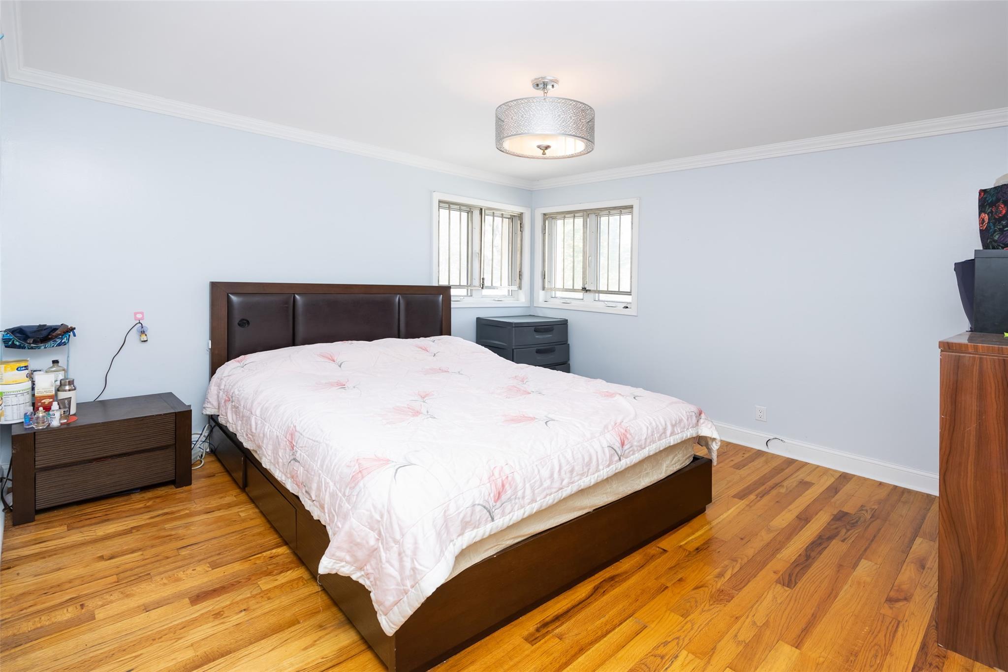 14125 11th Avenue Property Photo 6