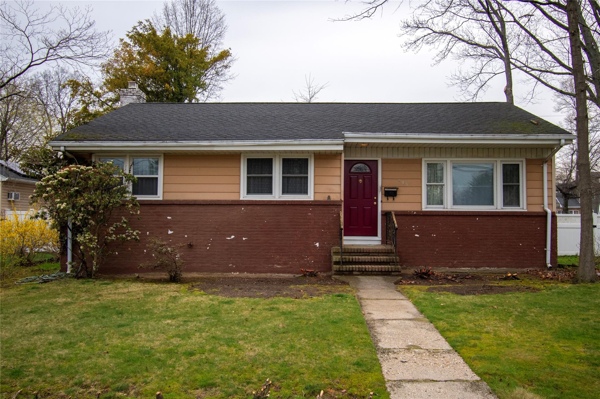 539 Grant Avenue Property Photo
