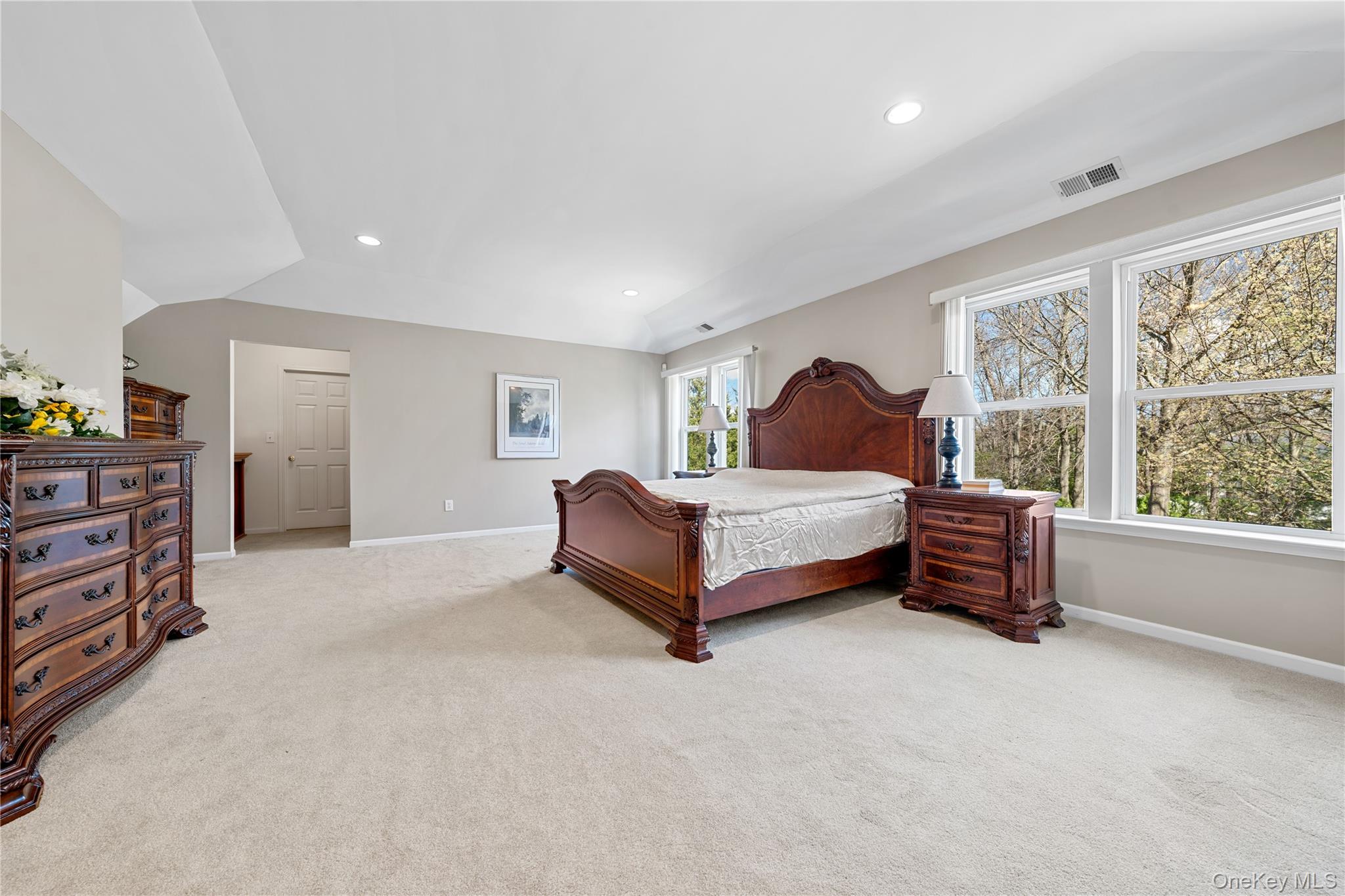 23 Varsity Boulevard Property Photo 20