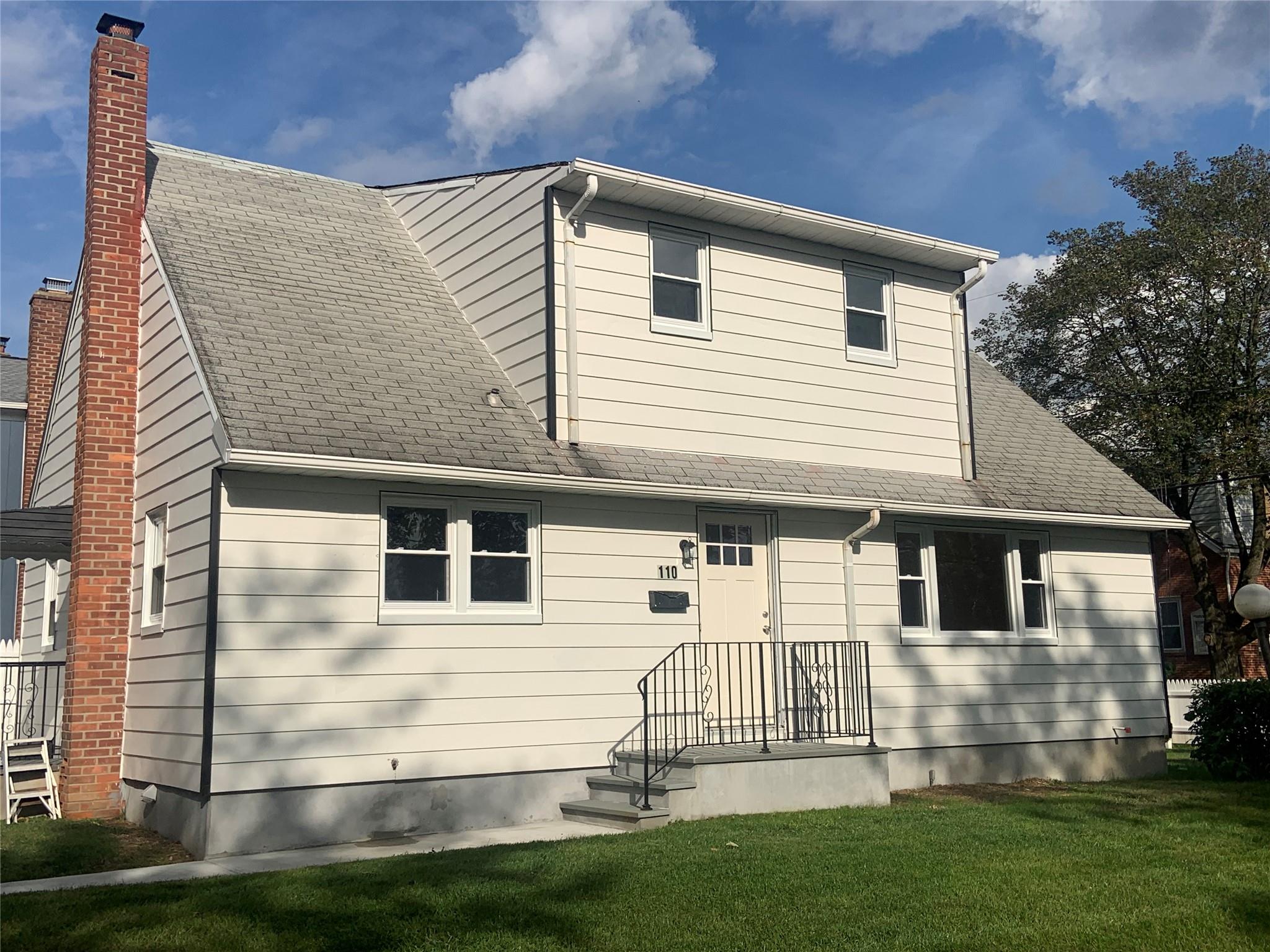 110 Mclean Avenue Property Photo