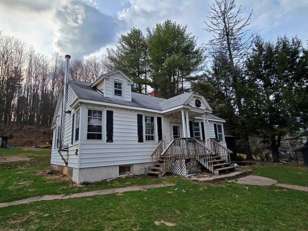 810 Benton Hollow Road Property Photo 2