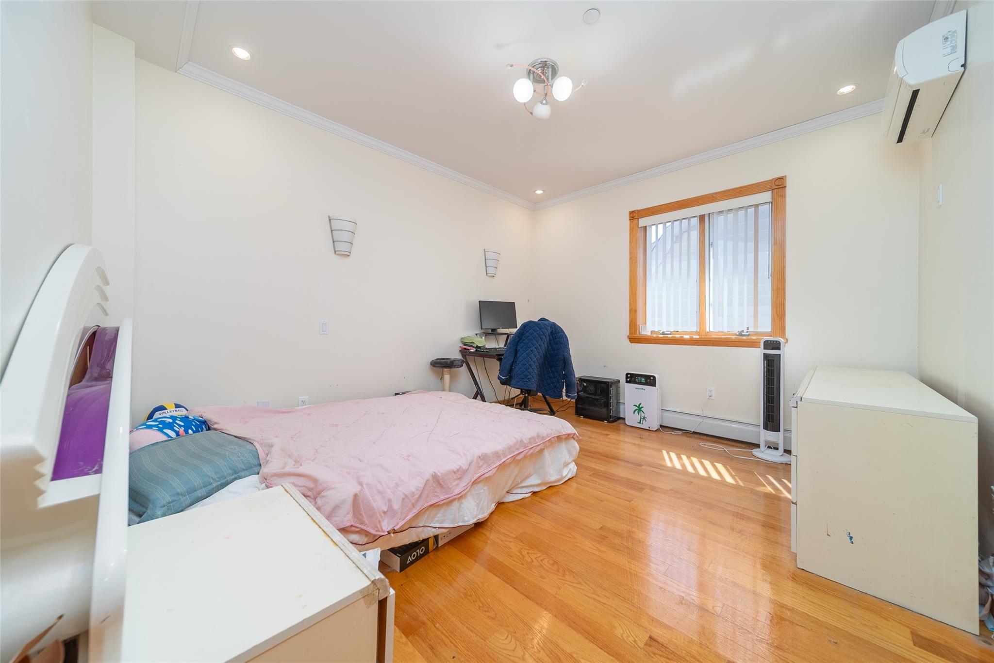 42-20 158th Street Property Photo 5