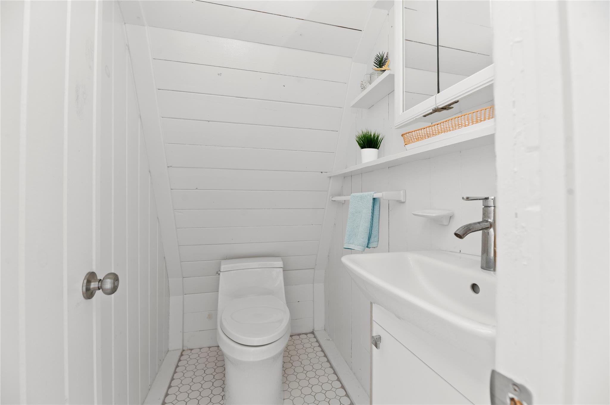 110 Ocean Road Property Photo 15