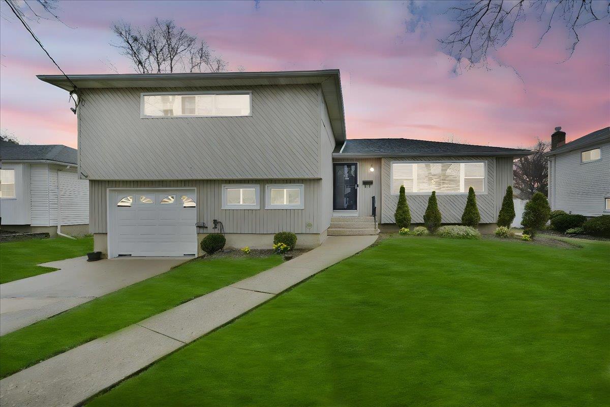 217 Walker Street Property Photo