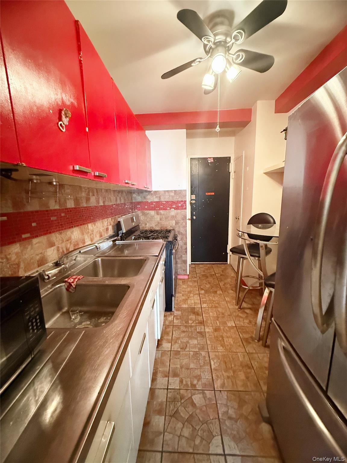 1 Fordham Hill Oval 12f Property Photo 4