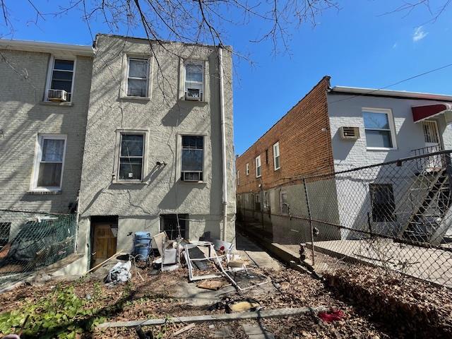 162 E 59th Street Property Photo 5