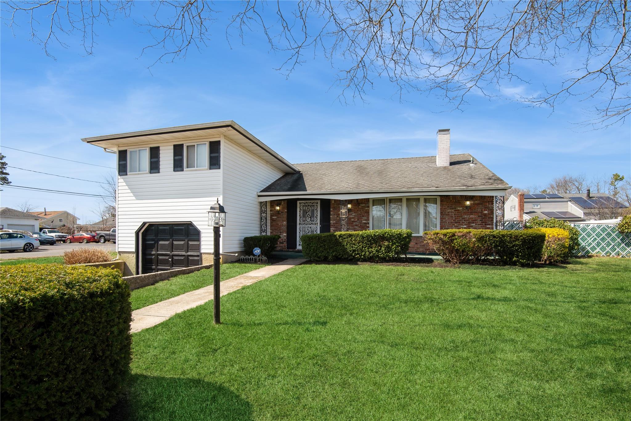 256 Leaf Avenue Property Photo