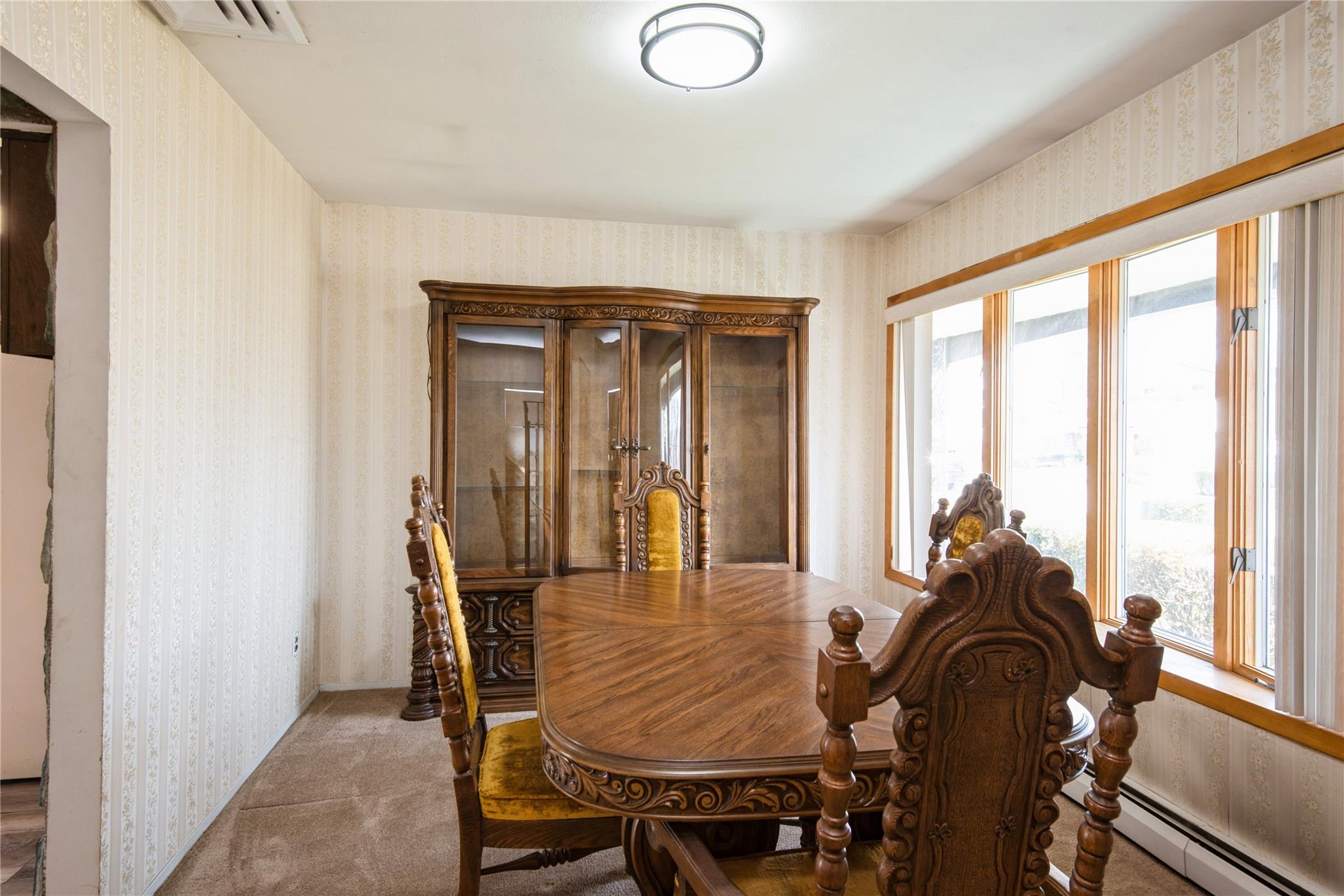 256 Leaf Avenue Property Photo 5