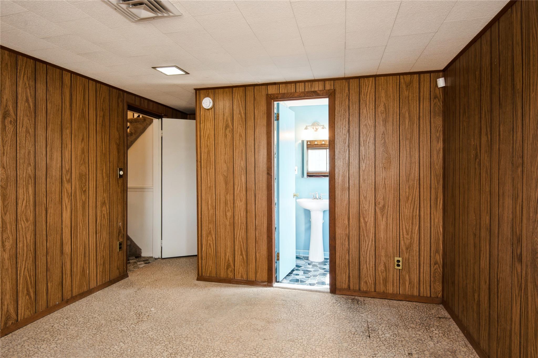 256 Leaf Avenue Property Photo 19