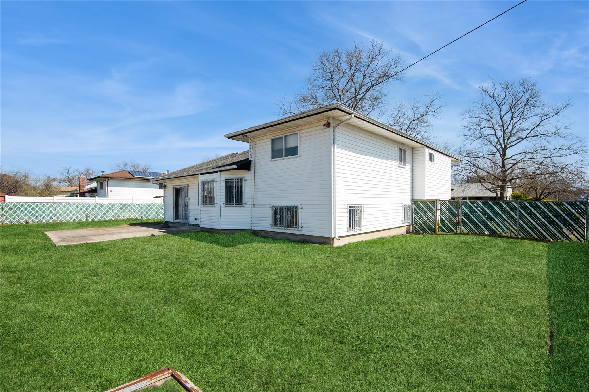 256 Leaf Avenue Property Photo 21