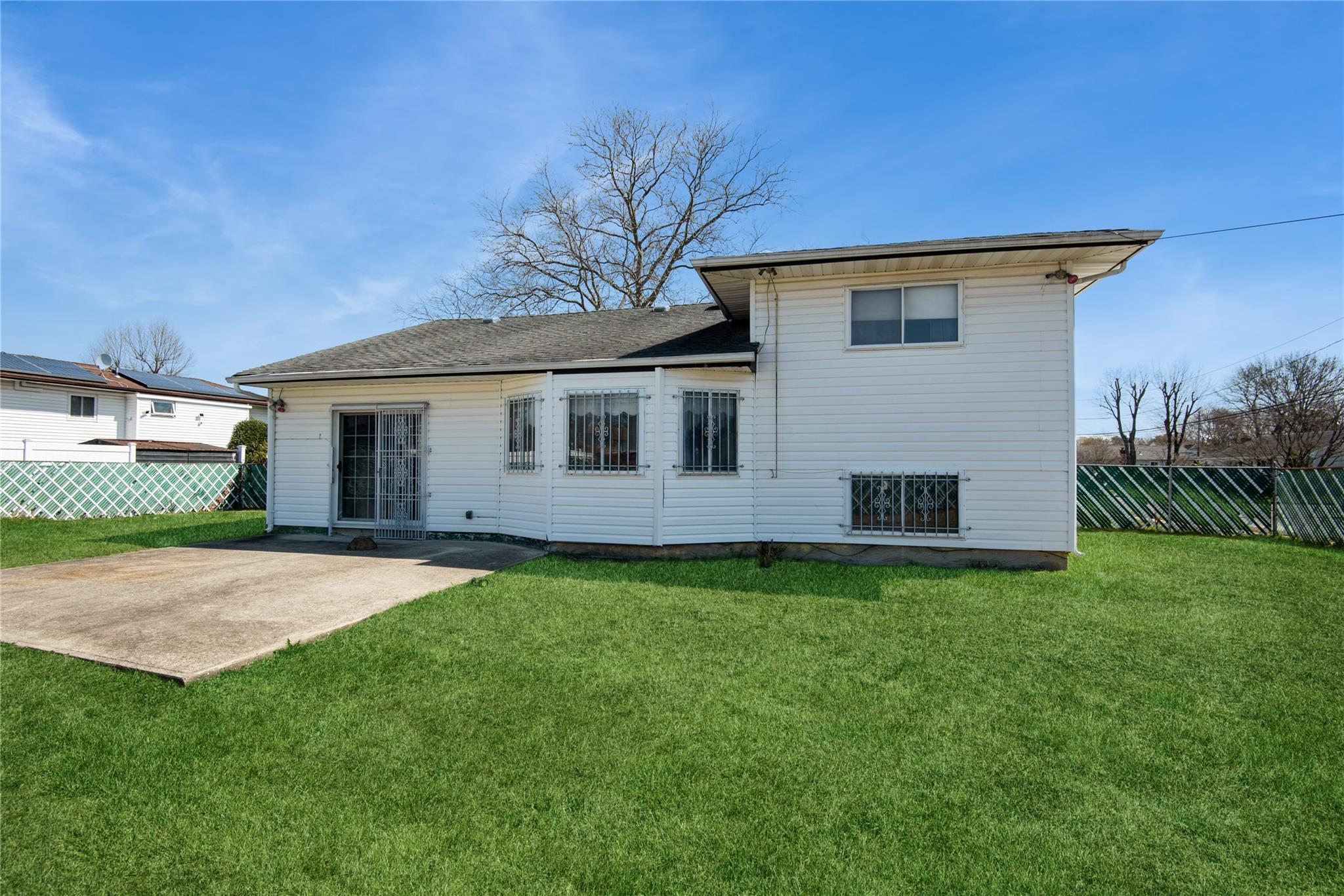 256 Leaf Avenue Property Photo 22