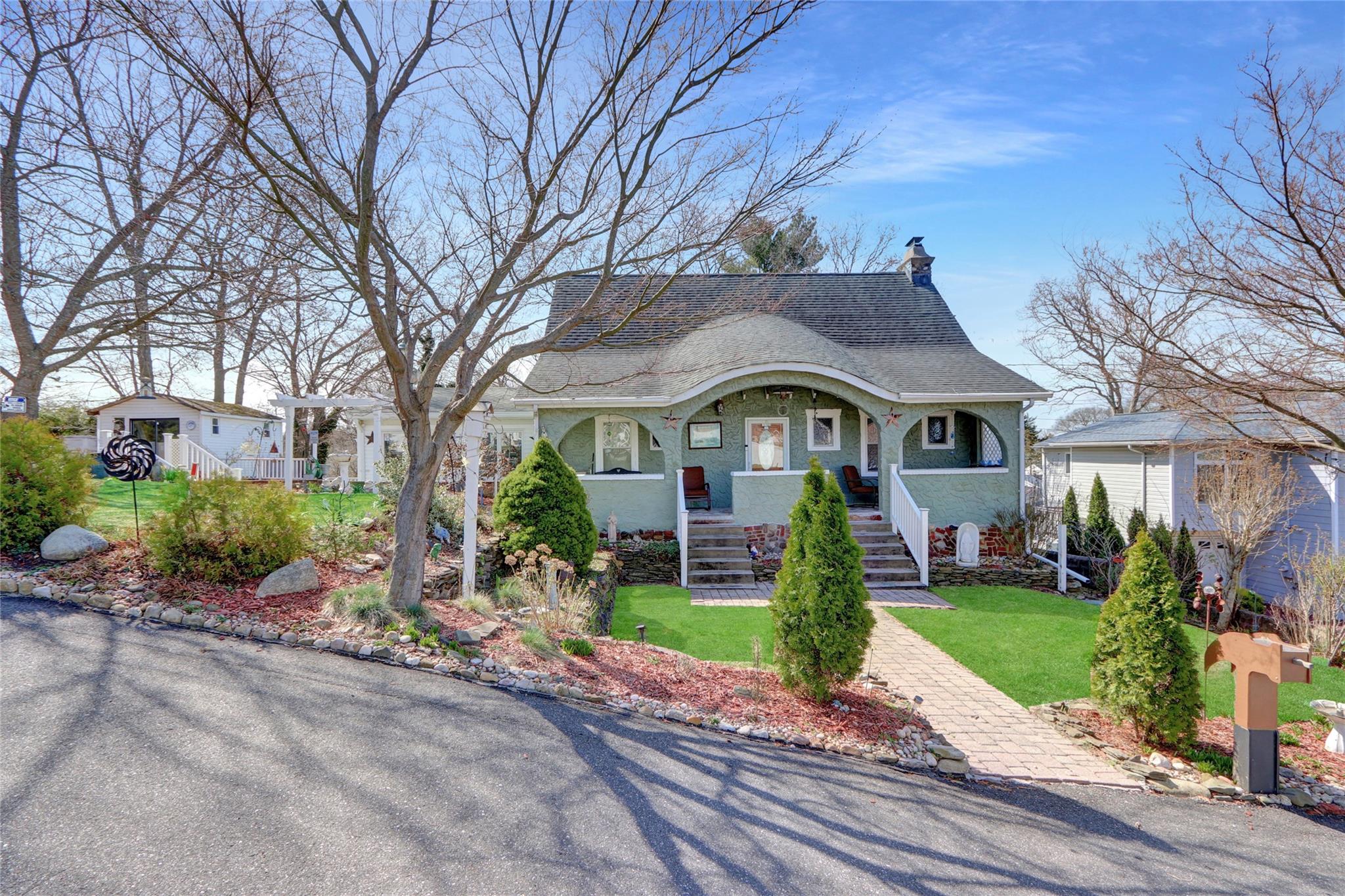 190 N Huron Street Property Photo