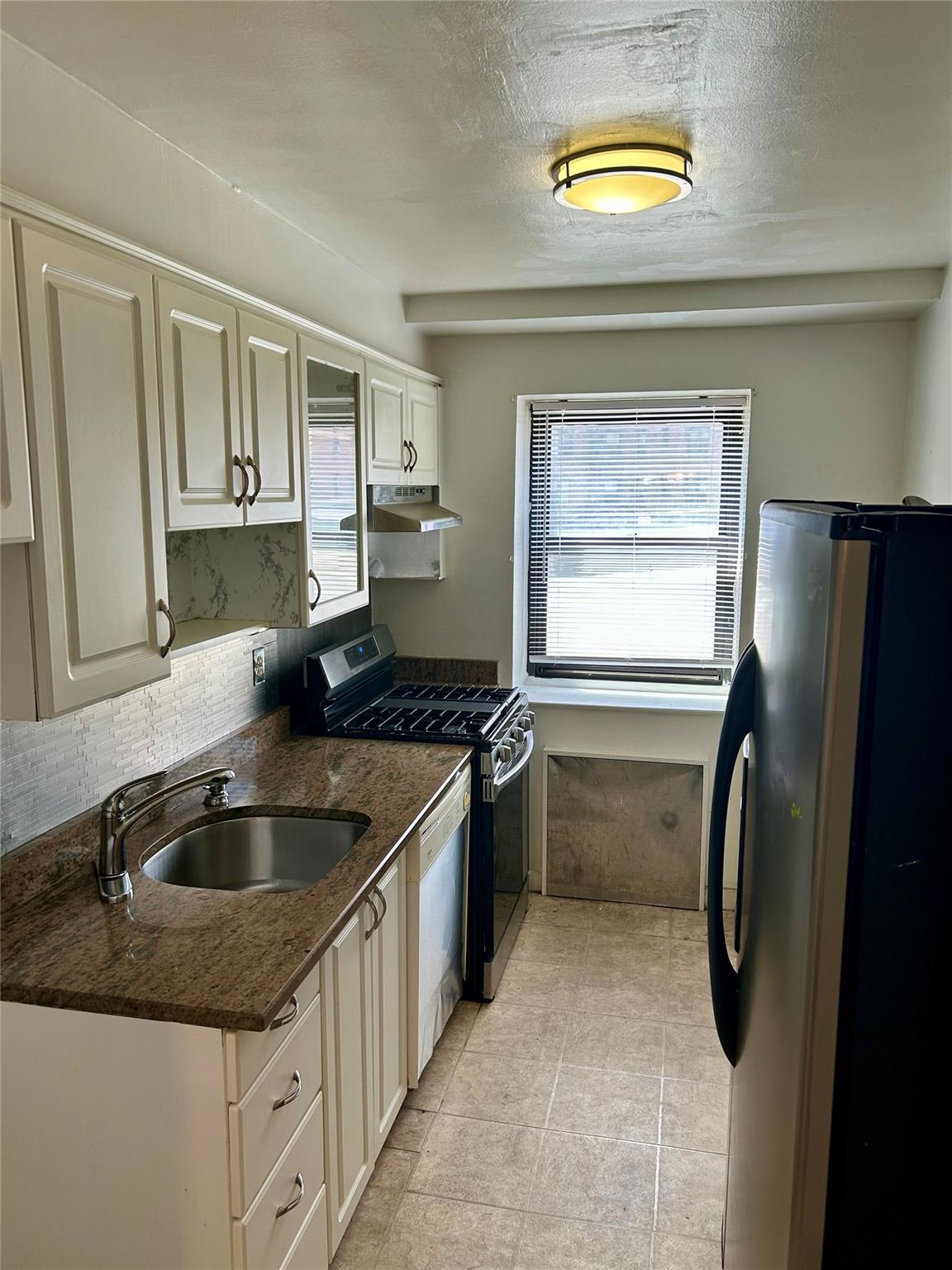 30 Fleetwood Avenue 1b Property Photo