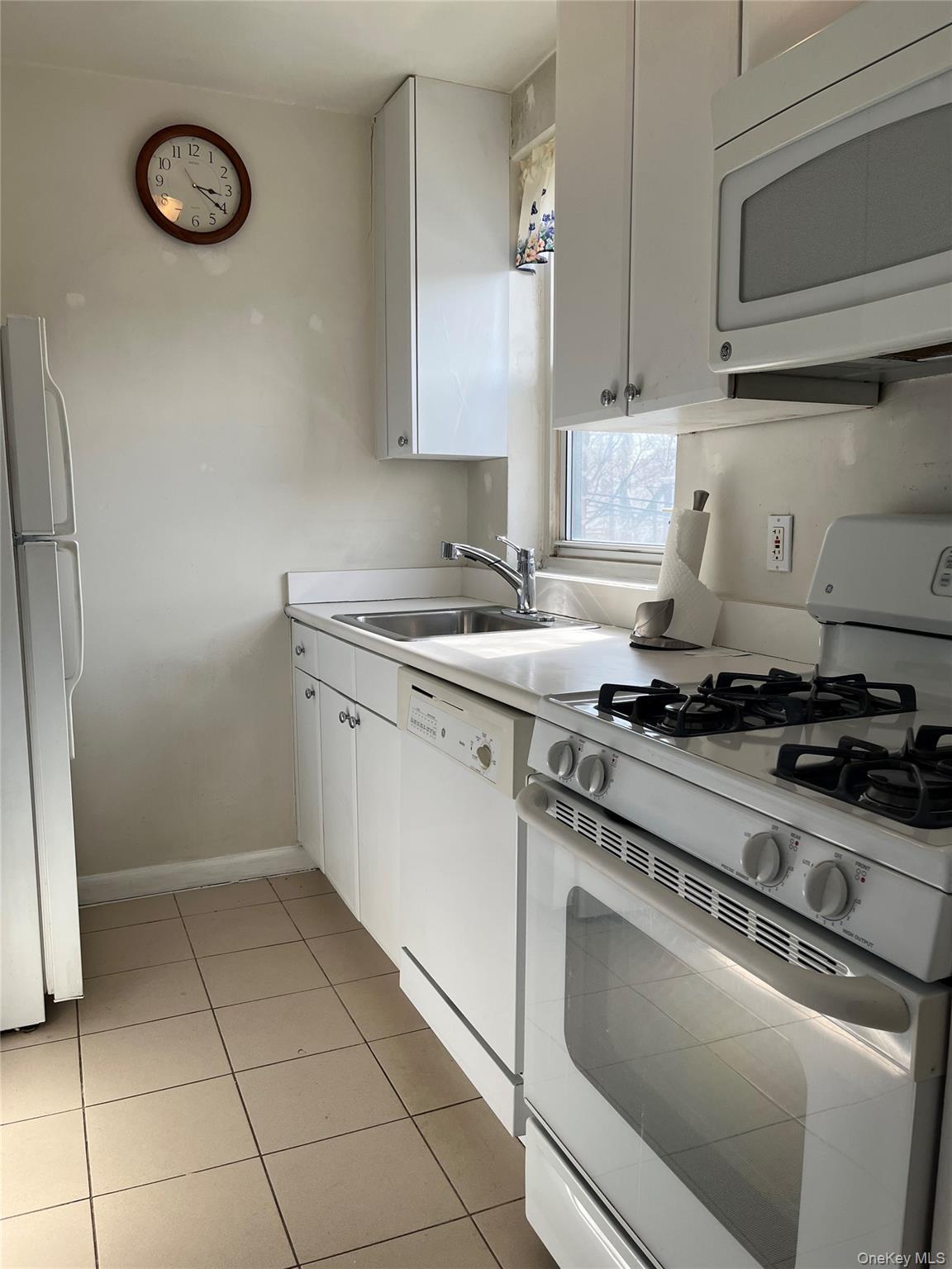 35-31 205 Street 302 Property Photo 9