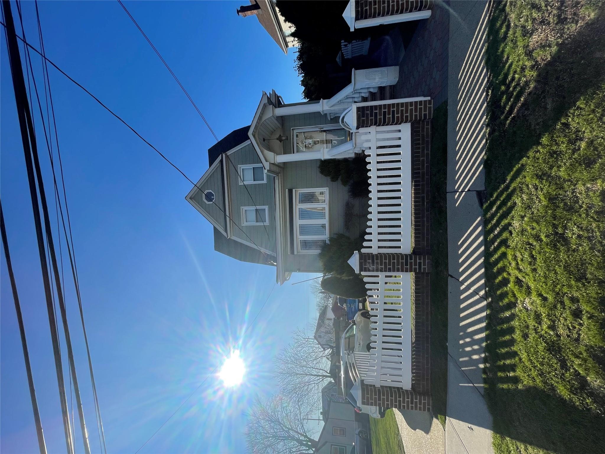 98 Hillsboro Avenue Property Photo