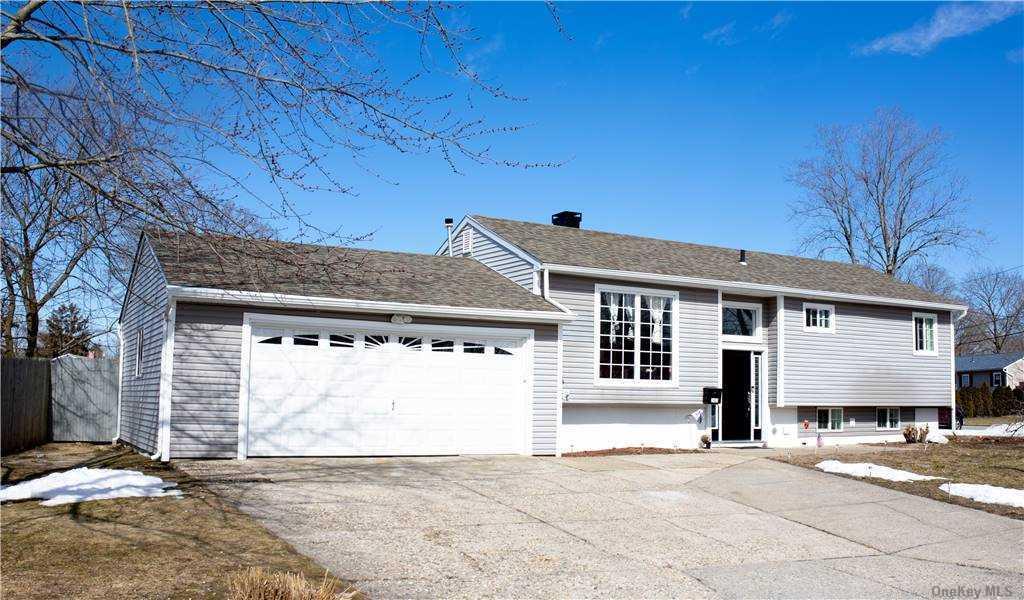 2403 Waverly Ave Property Photo