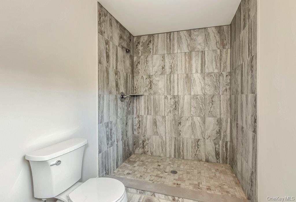 113 Currans Road Property Photo 7