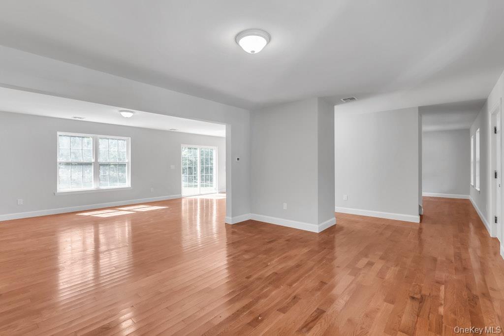 113 Currans Road Property Photo 12