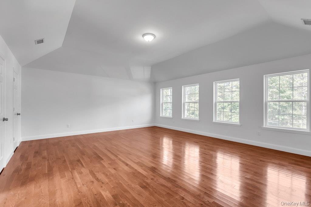 113 Currans Road Property Photo 23