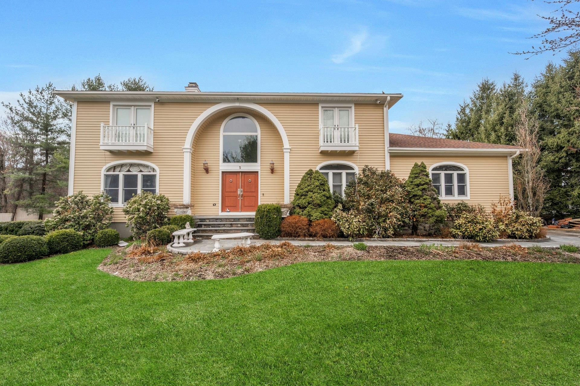 5 Summerland Lane Property Photo