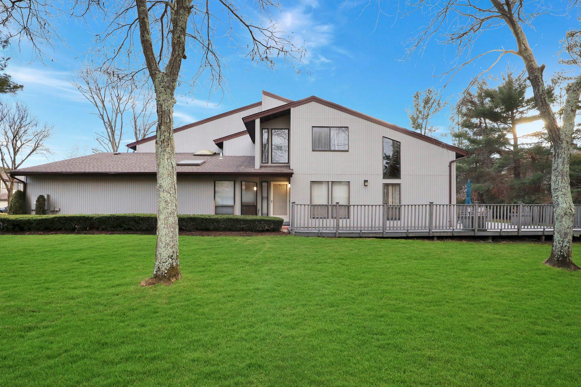 94 Foxwood Drive Property Photo