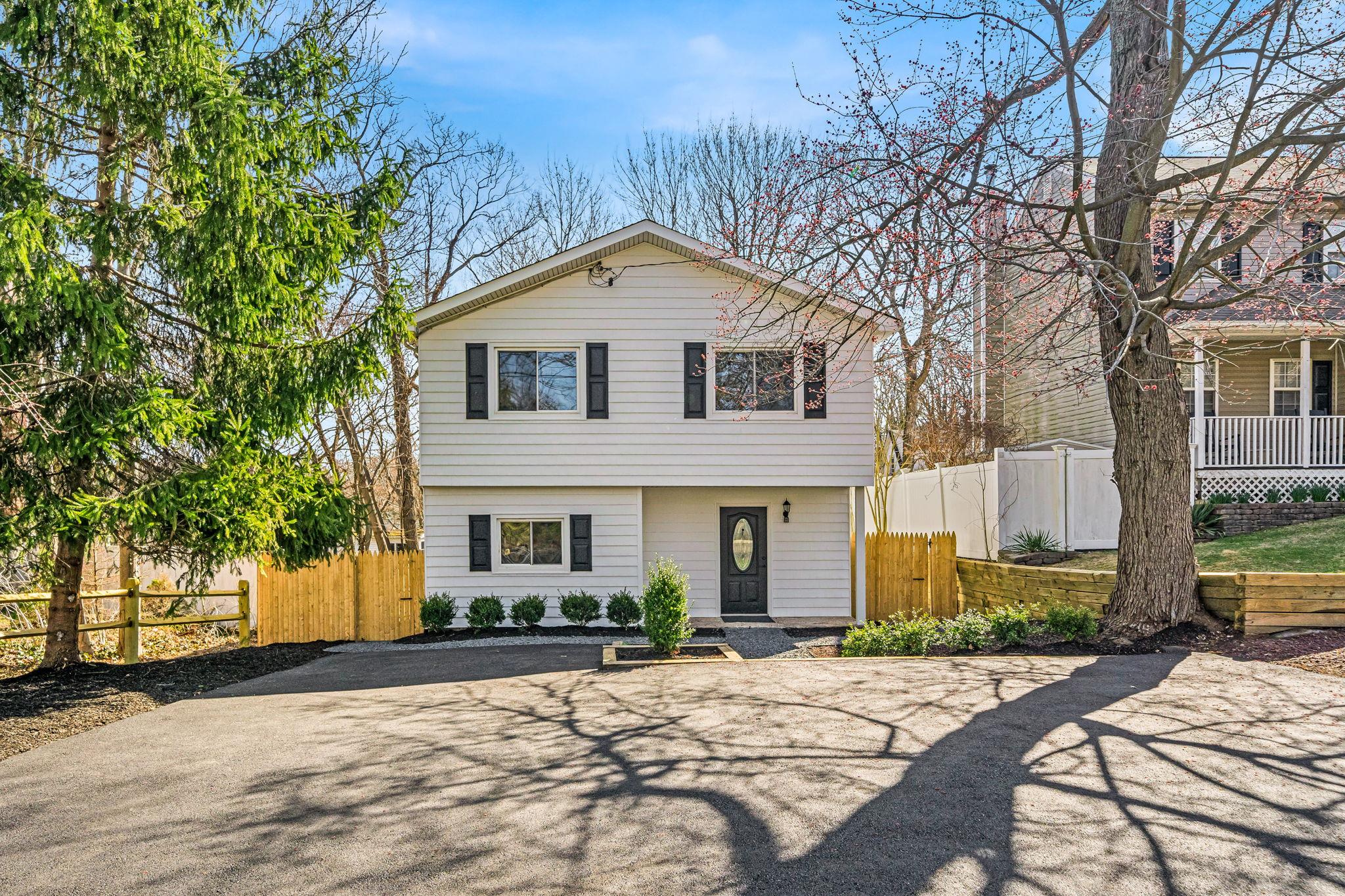 61 Zenith Road Property Photo