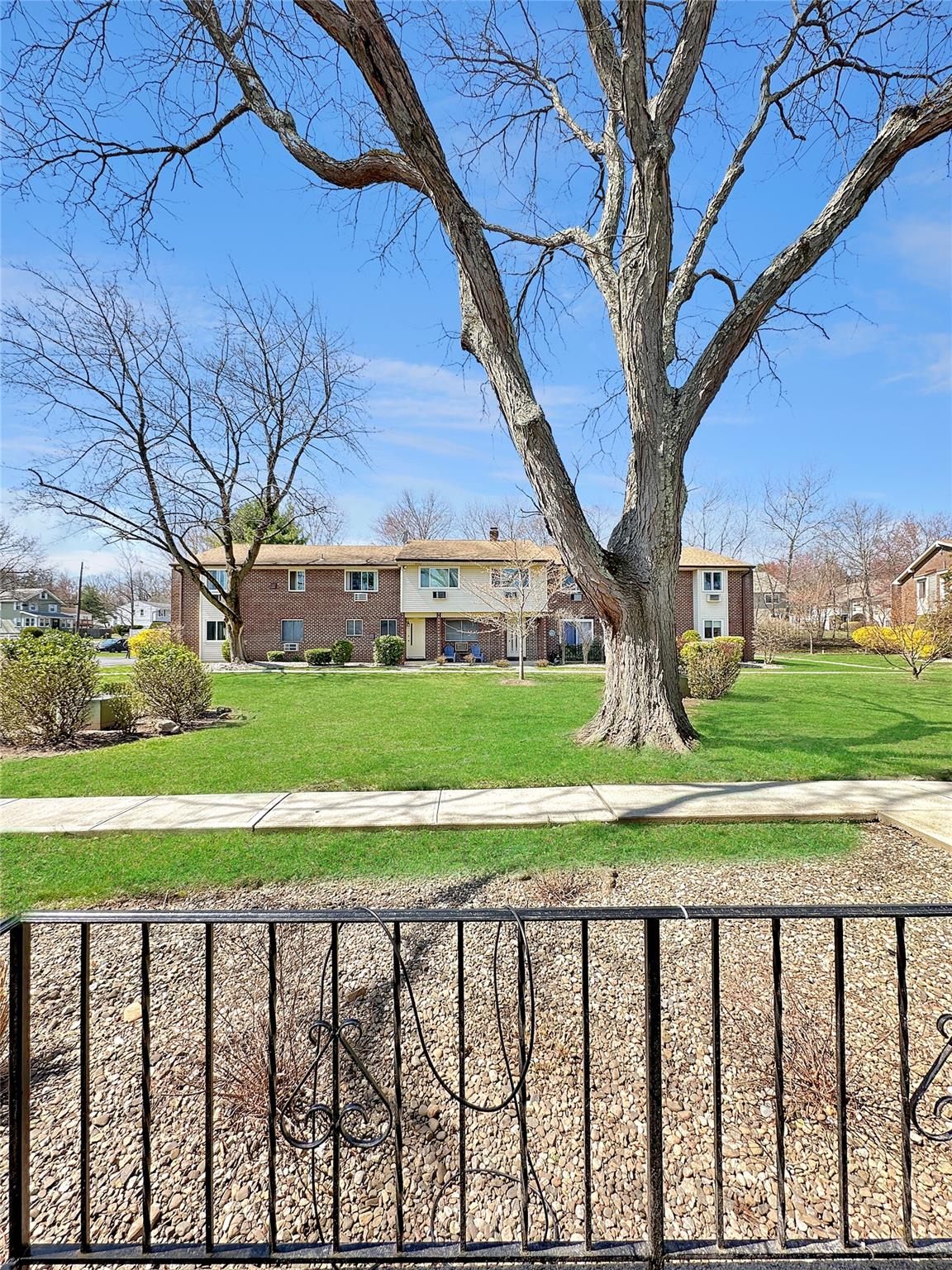 1 Blue Hill Commons B Property Photo