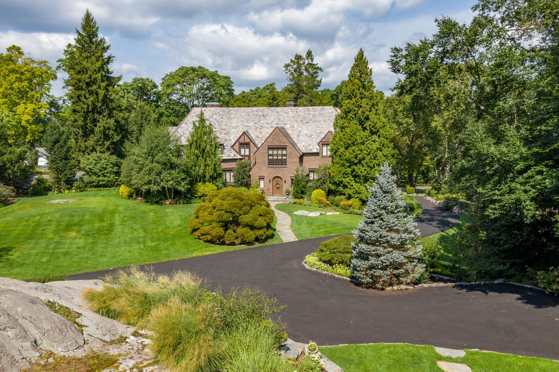 31 Old Briarcliff Road Property Photo
