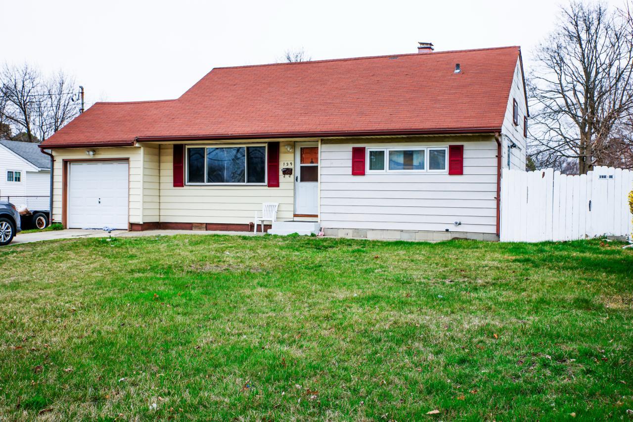 129 2nd Avenue Property Photo 1