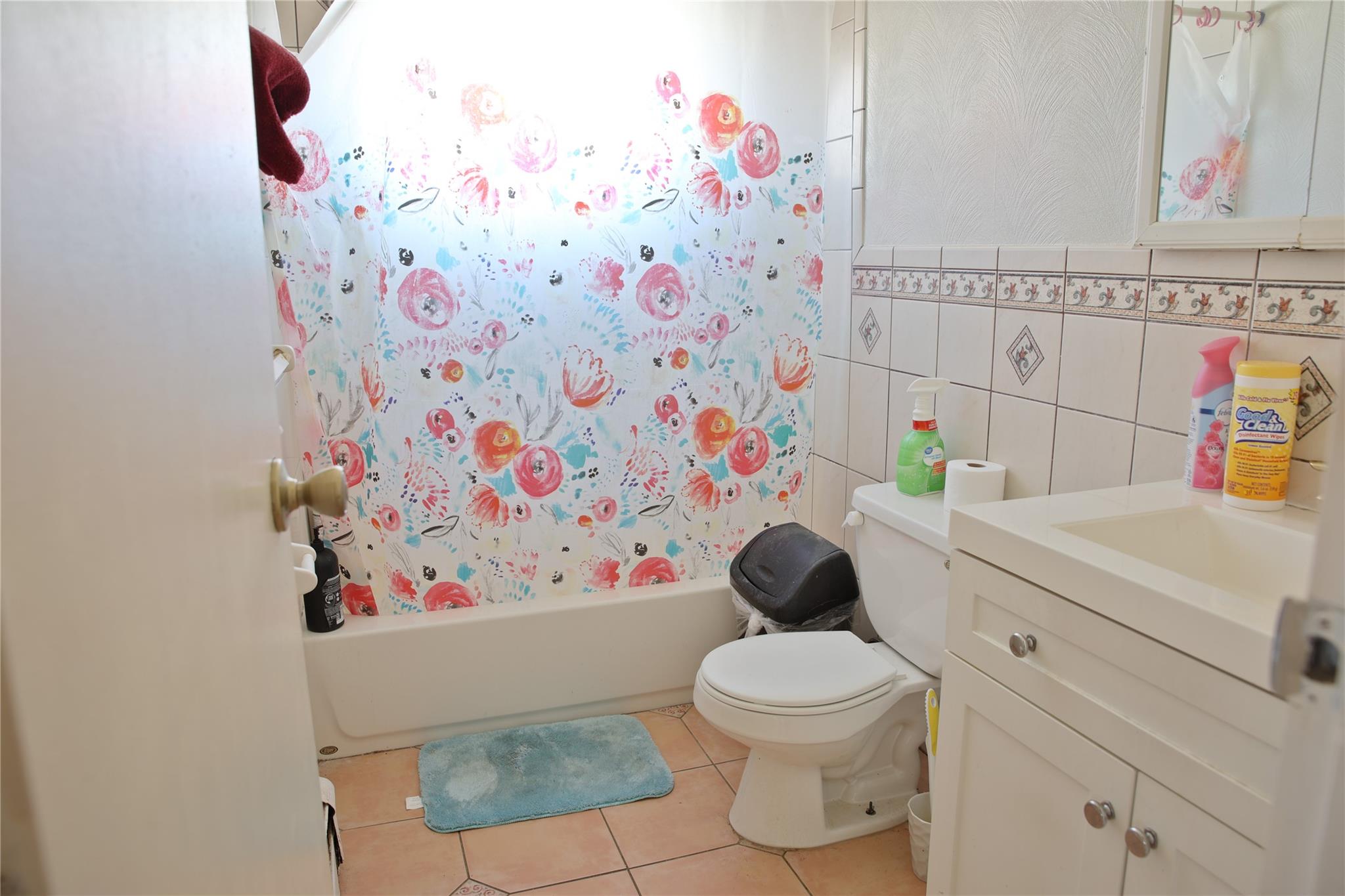 129 2nd Avenue Property Photo 6