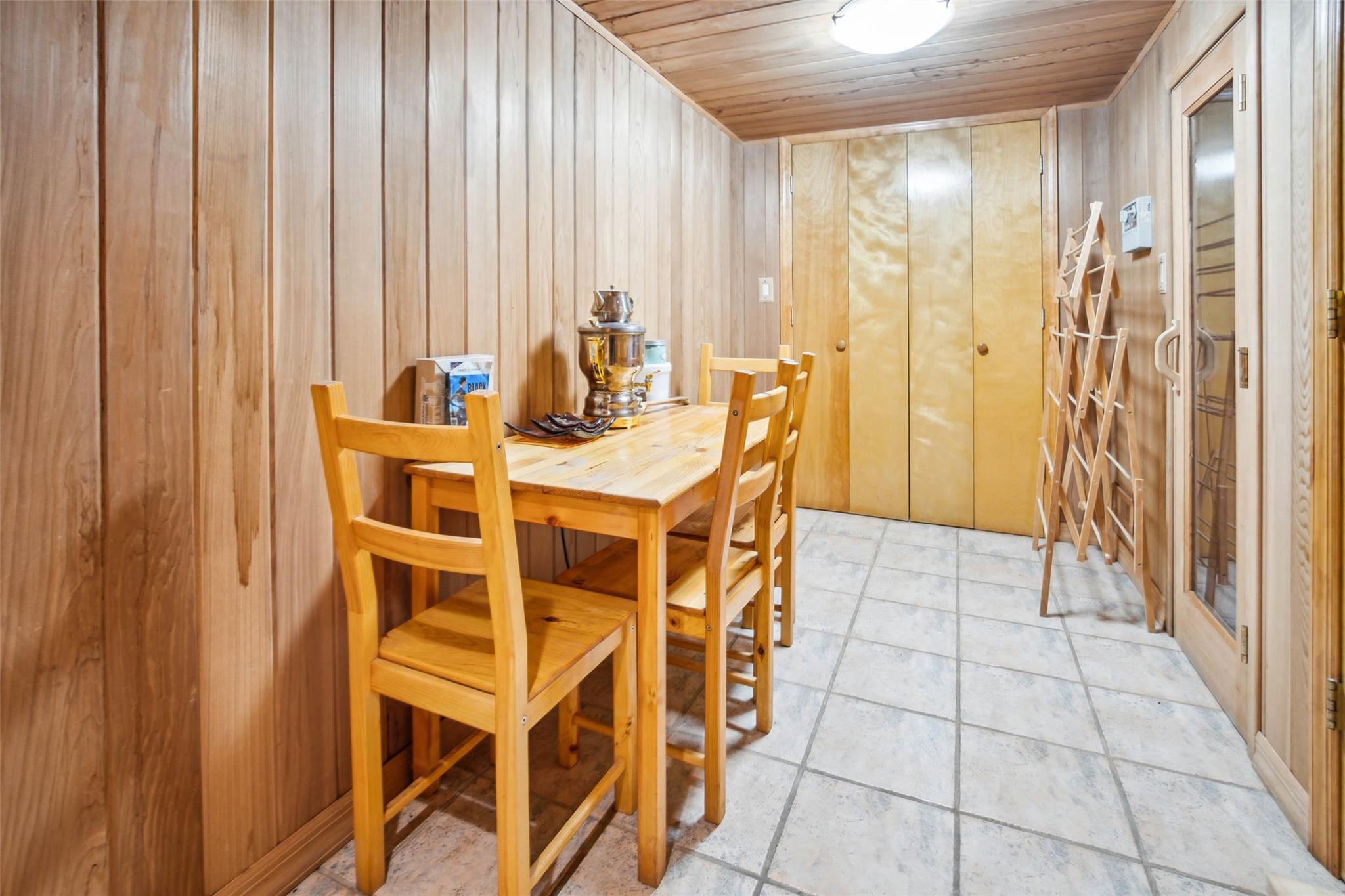 71-38 Harrow Street Property Photo 16