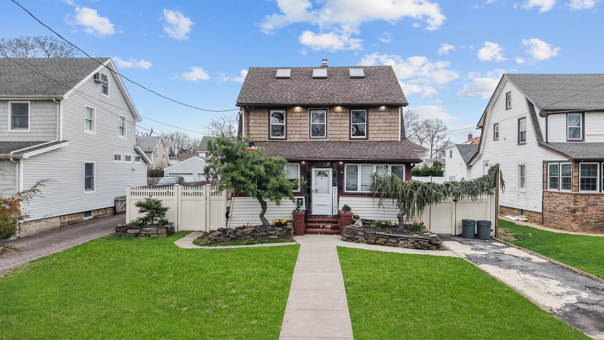 447 Birch Street Property Photo
