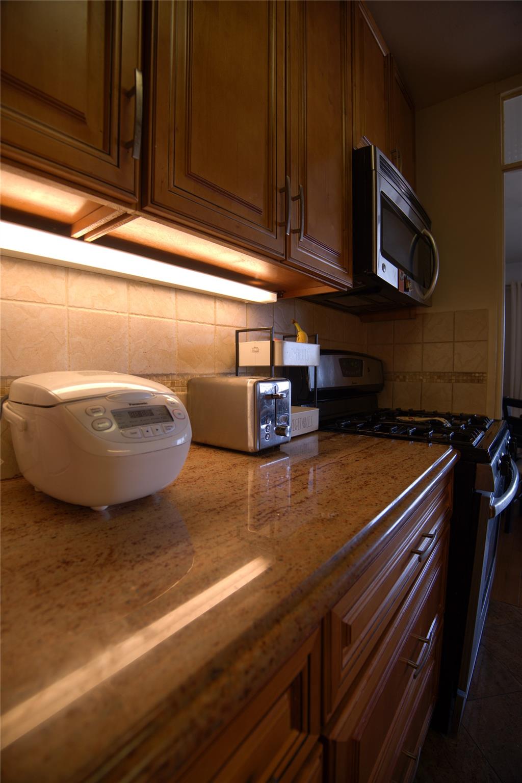 72-35 112 Street 12c Property Photo 6