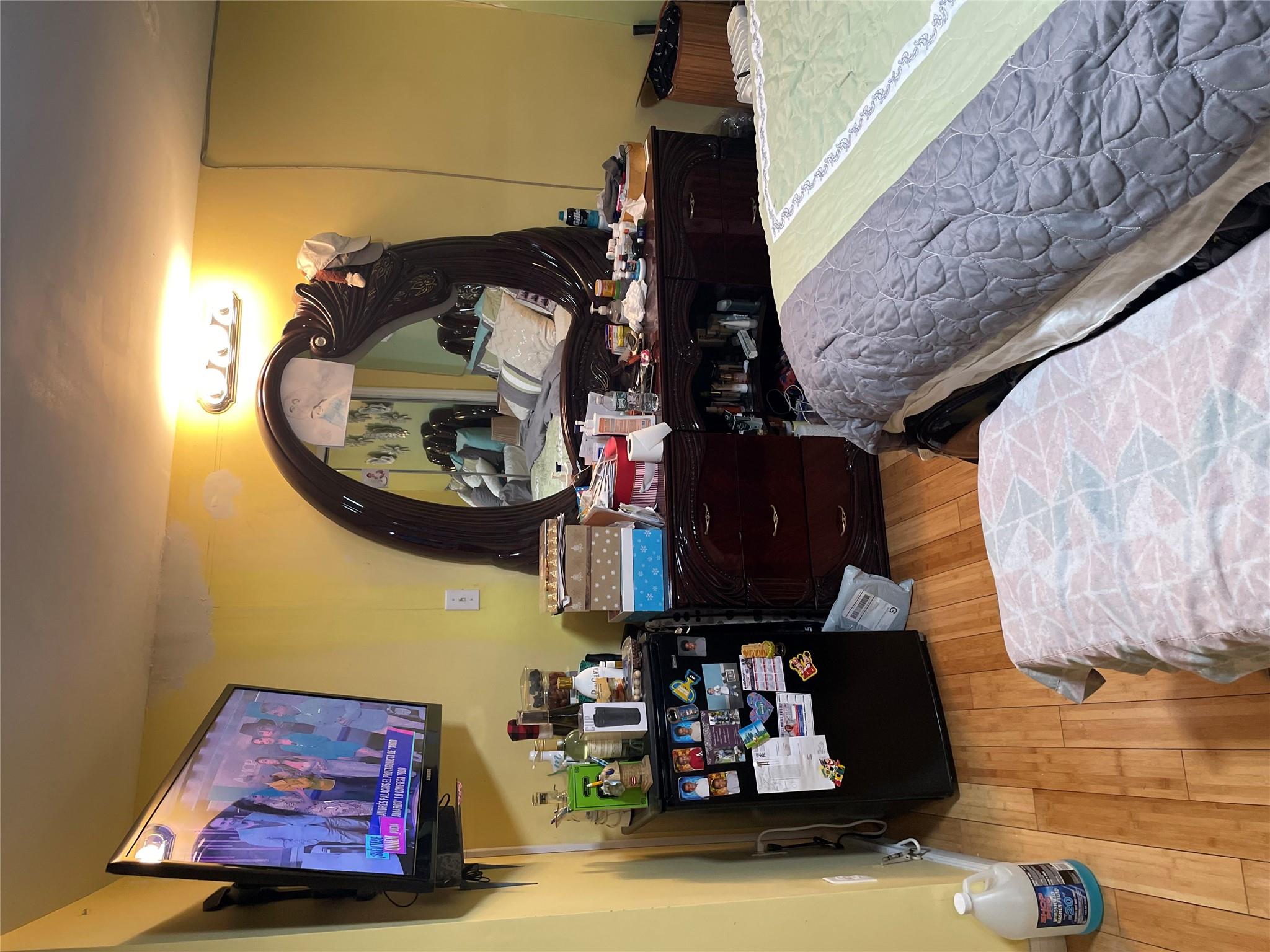 1391 Putnam Avenue Property Photo 11