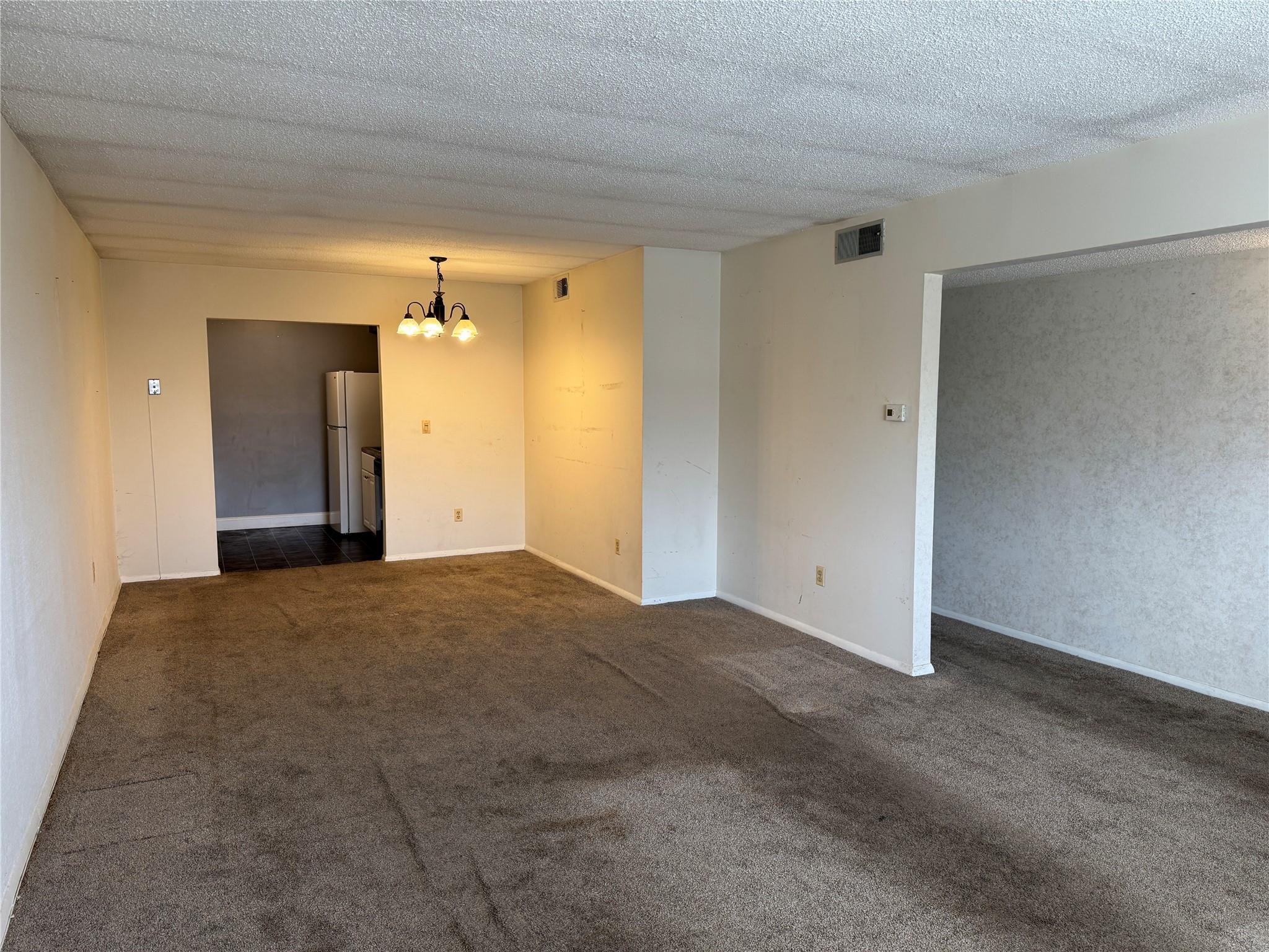 1905 Cortland Drive 19e Property Photo 5