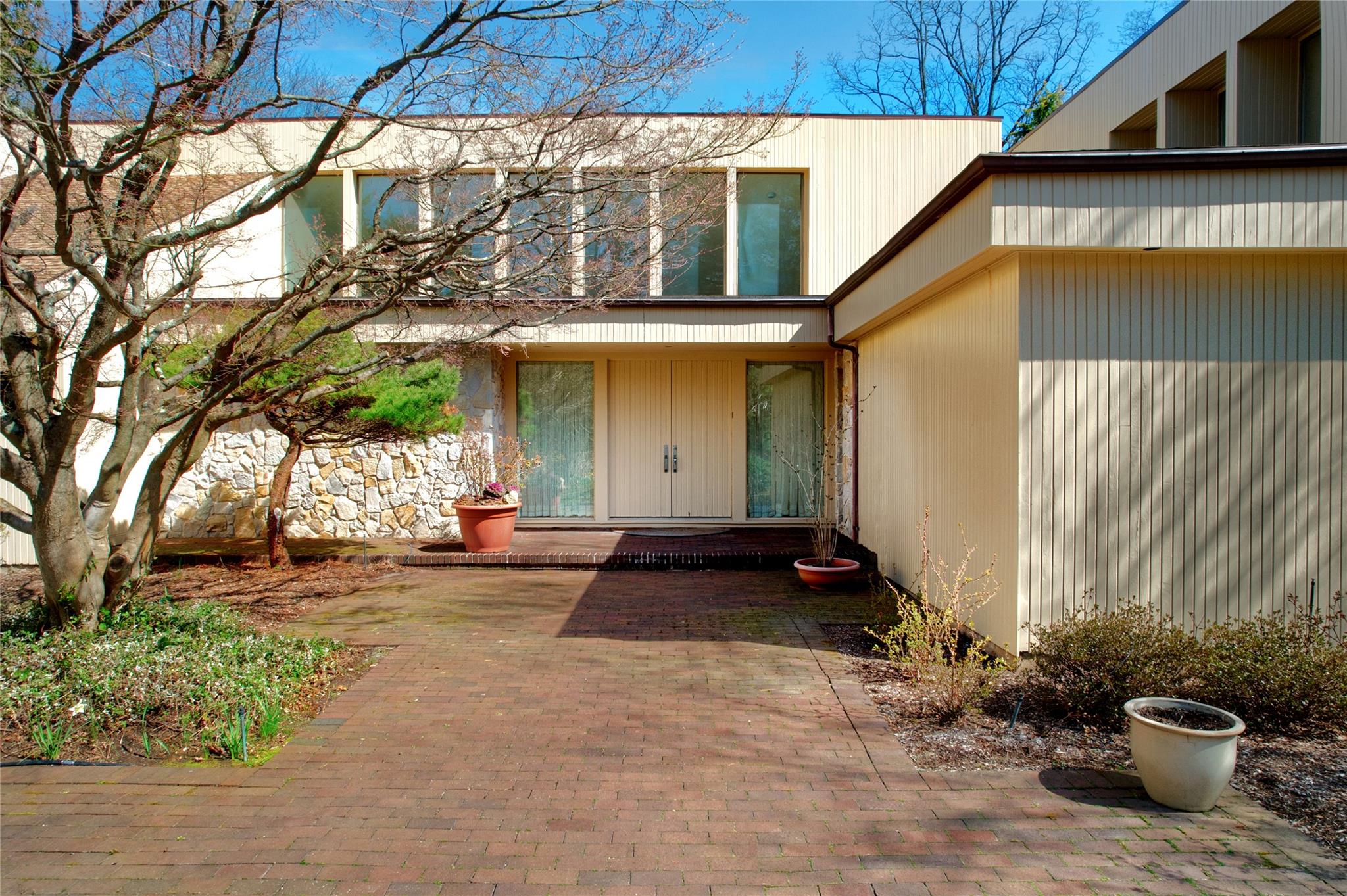 12 Shelter Lane Property Photo