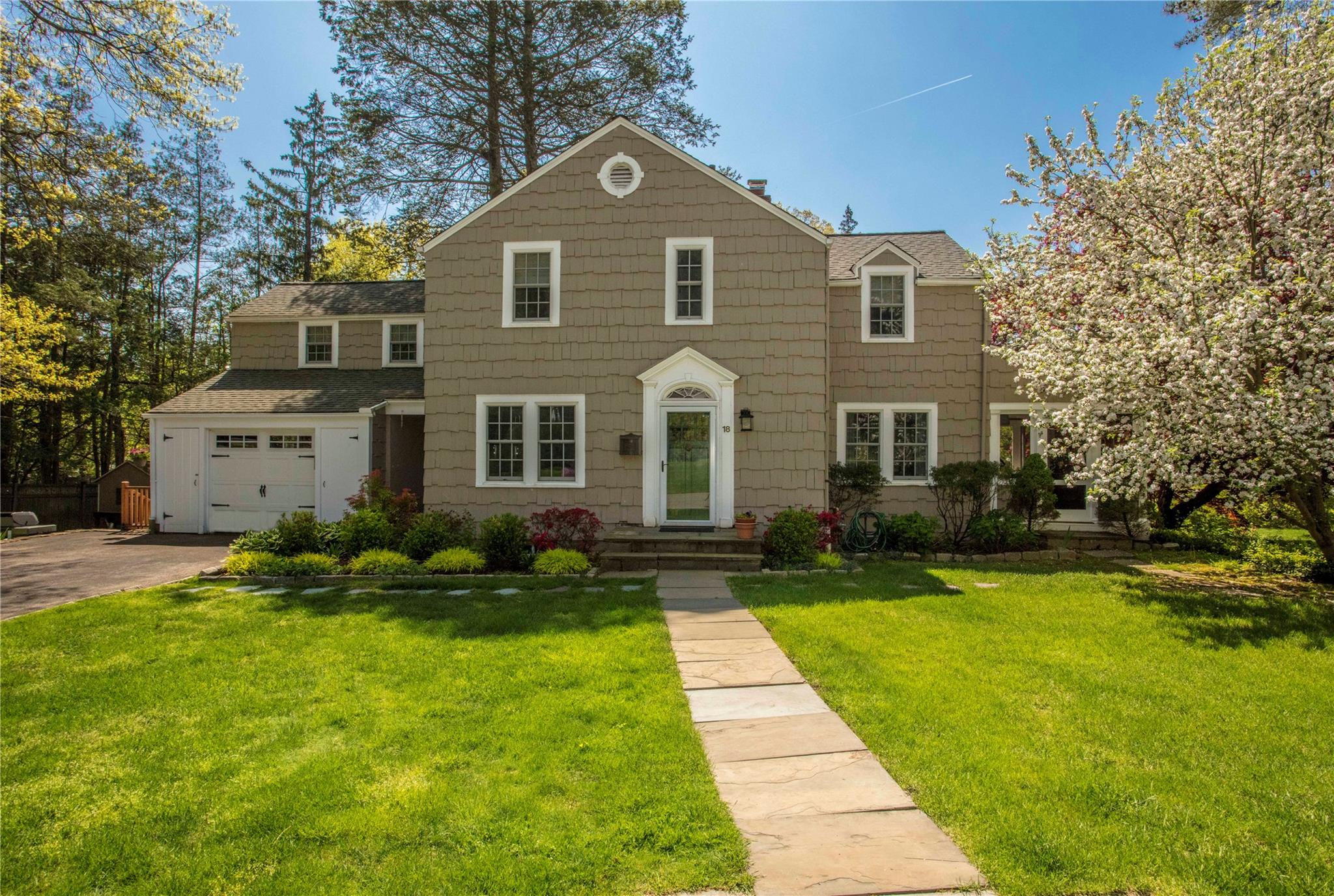 18 Hungerford Road Property Photo