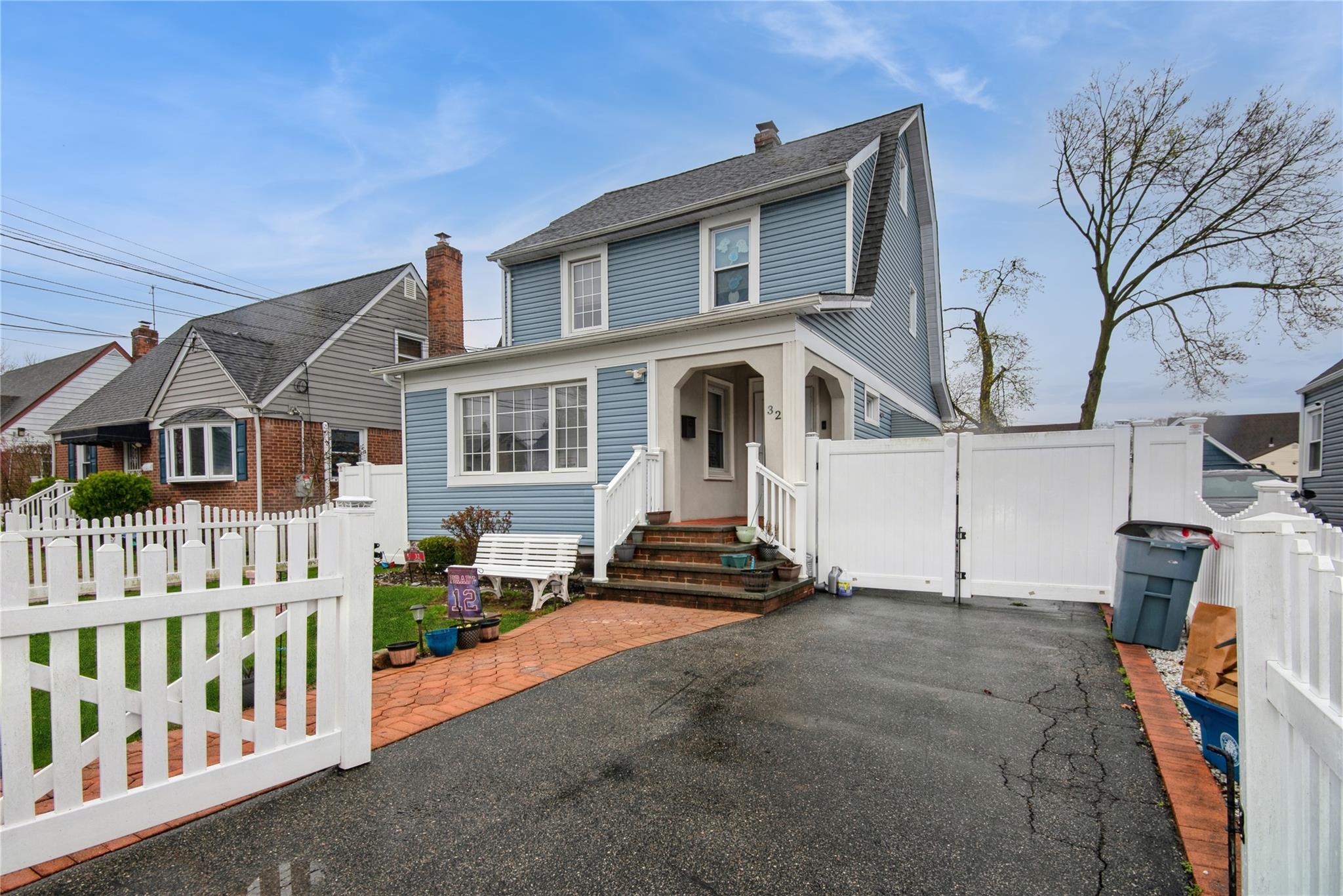 32 Chase Street Property Photo