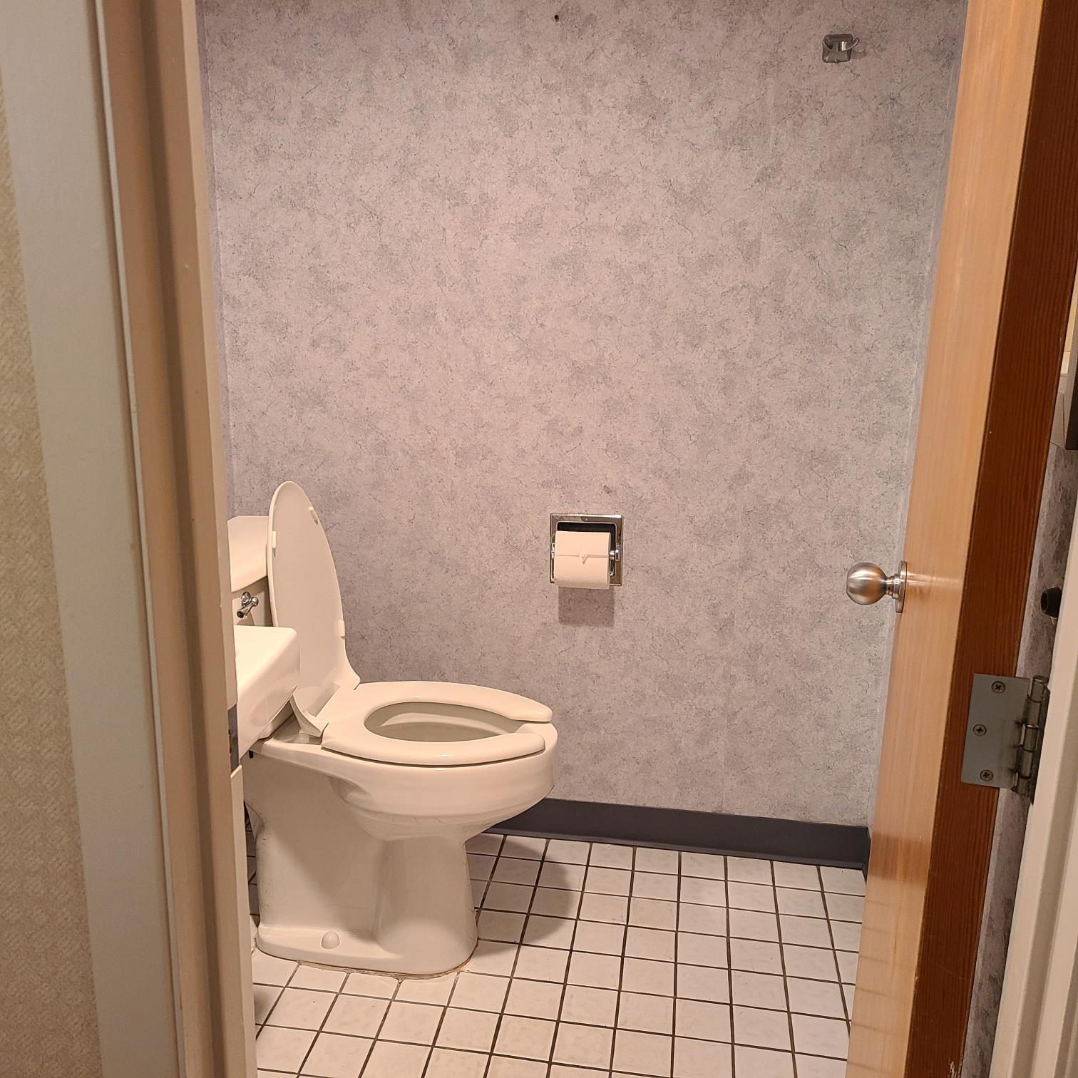 152 E Main Street C Property Photo 20