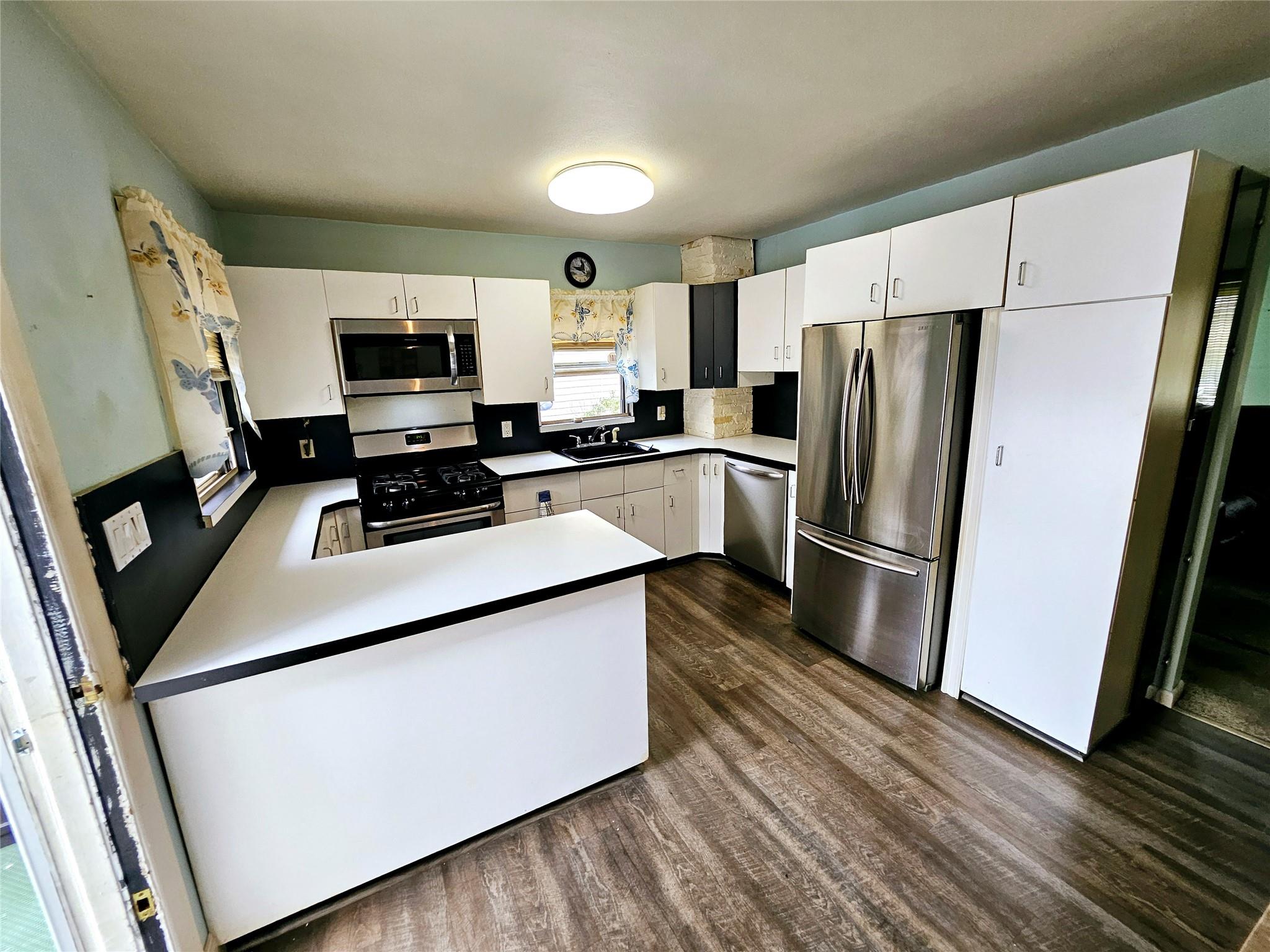 11 Kuhl Avenue Property Photo