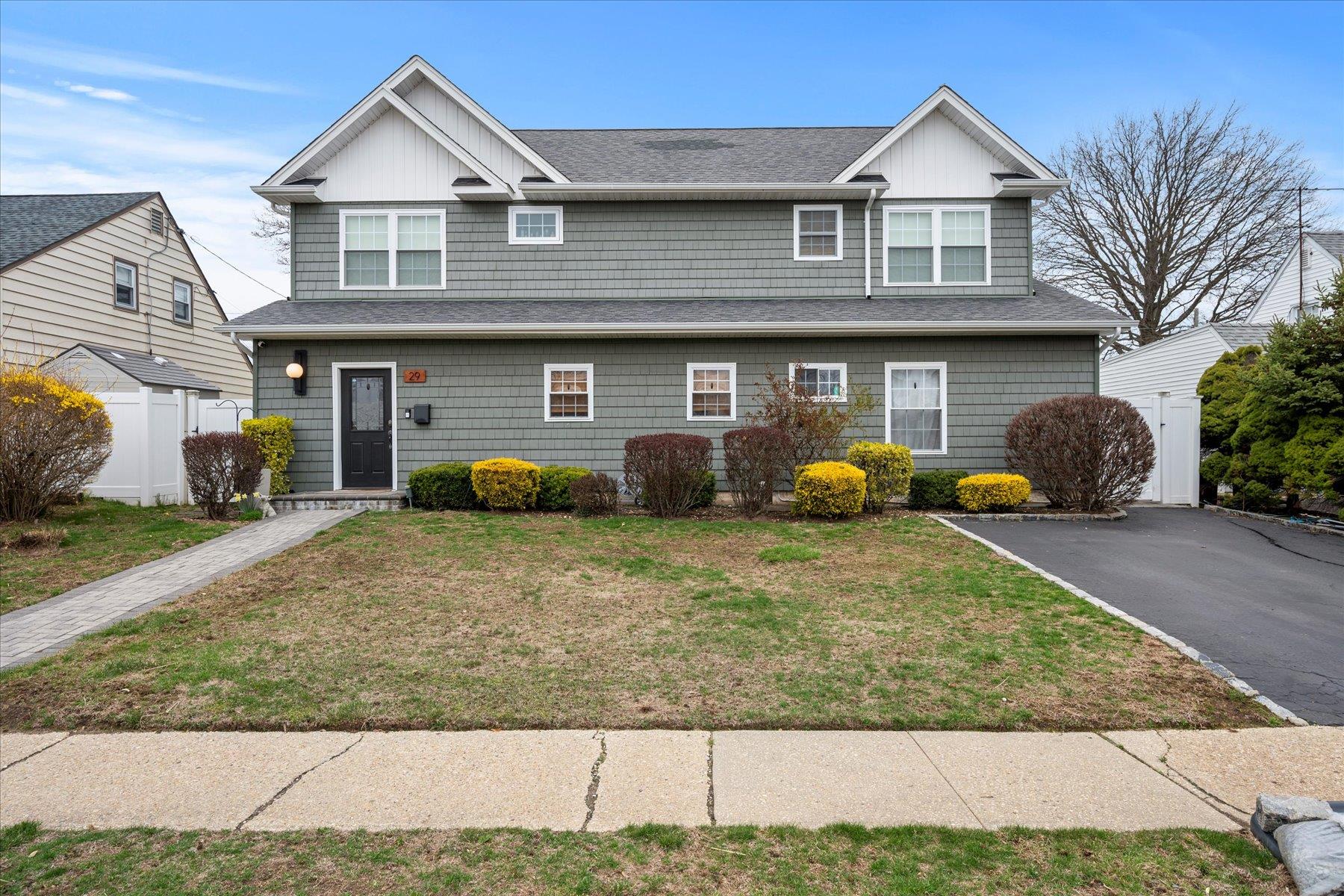 29 Swallow Lane Property Photo