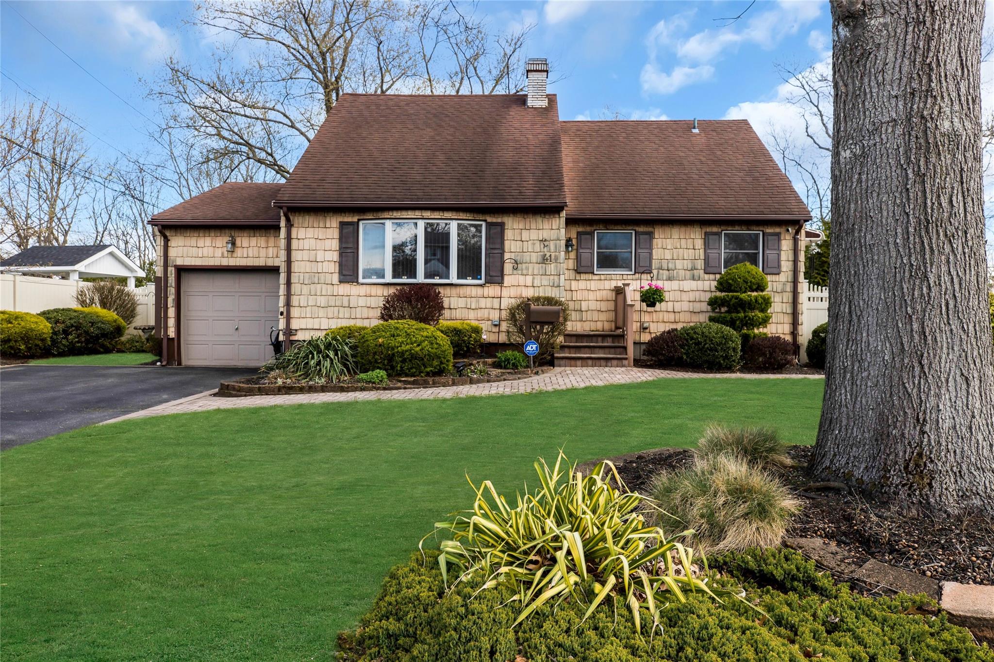 41 Millford Lane Property Photo