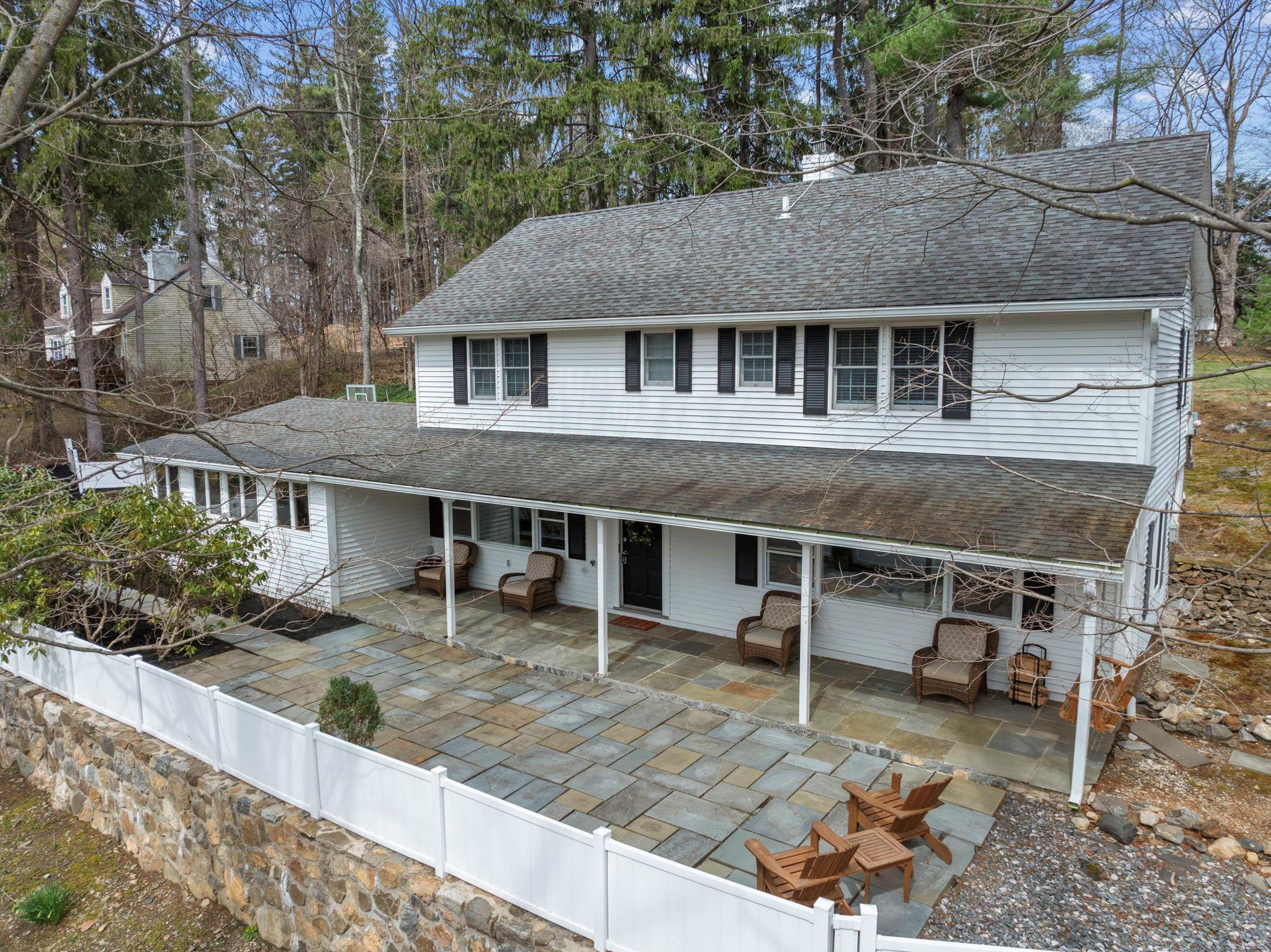 180 Millwood Road Property Photo