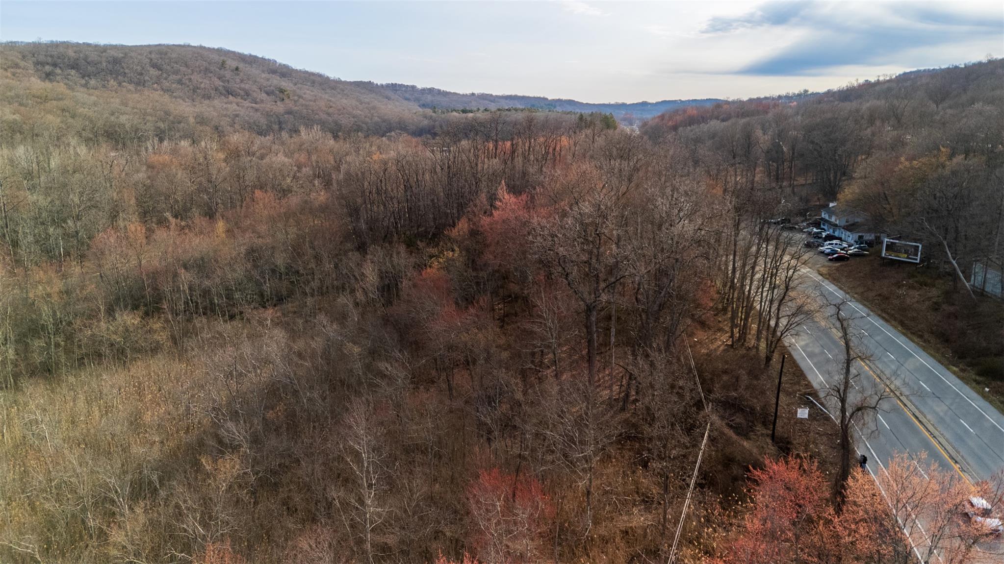 3918 Danbury Road Property Photo 1