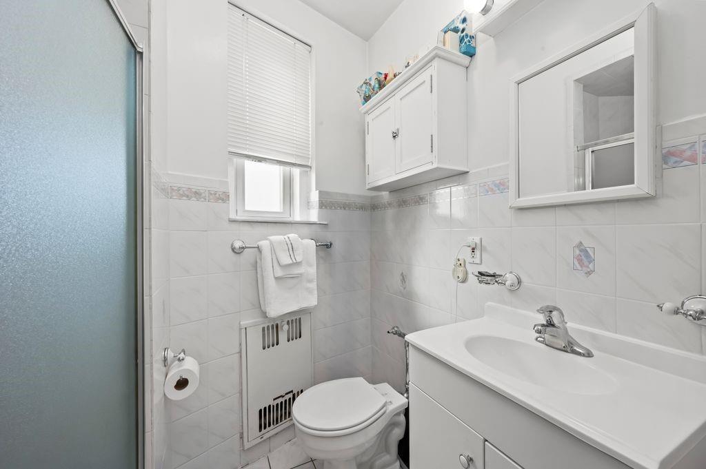 9437 Shore Road A1 Property Photo 11