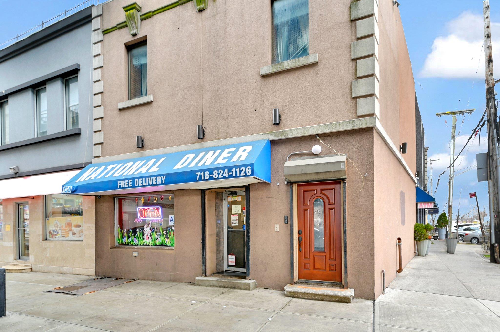 135 Westchester Sq Property Photo